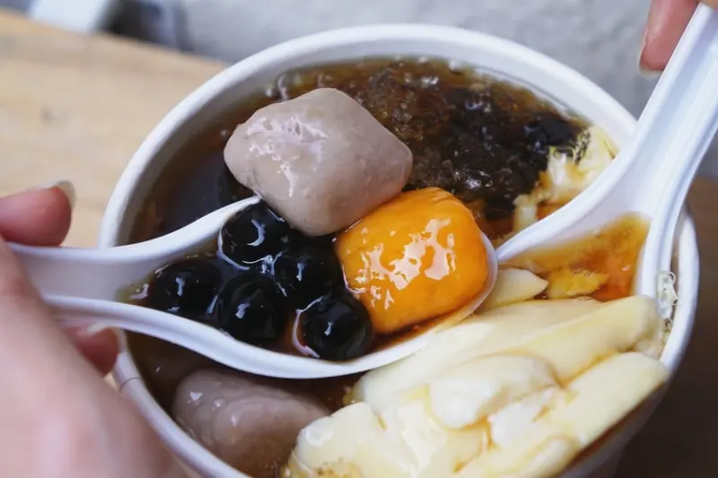 走文青風口味不錯的豆花 還有超Q的店狗哦-本願豆花店@捷運西門站@西本願寺