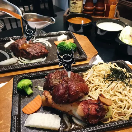 台中美食｜牛仔Beef 炙燒牛排-台中一中街CP值爆高，吃得到真材實料