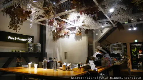 【Tw】賽特廚房 Five & Fantast（信義店）｜忠於食材原味的超好吃無國界料理