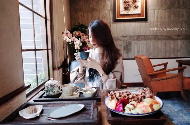 ｜關於美食（台東TAITUNG x 清厚咖啡(自家烘焙精品咖啡館)CHING HOU）｜Enjoy the eating time禾乃氏從口袋掏出食堂分享日誌－雅致空間迷人好咖啡，在清厚邂逅質感午茶時