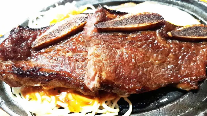 ╠桃園。藝文特區╣金台客牛排‧不輸五星飯店的平價牛排