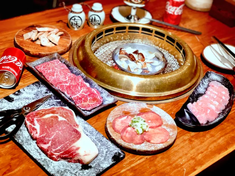 [新北中和] 下班讓我們約在米炭火燒肉小酒館小酌一起過聖誕跨年