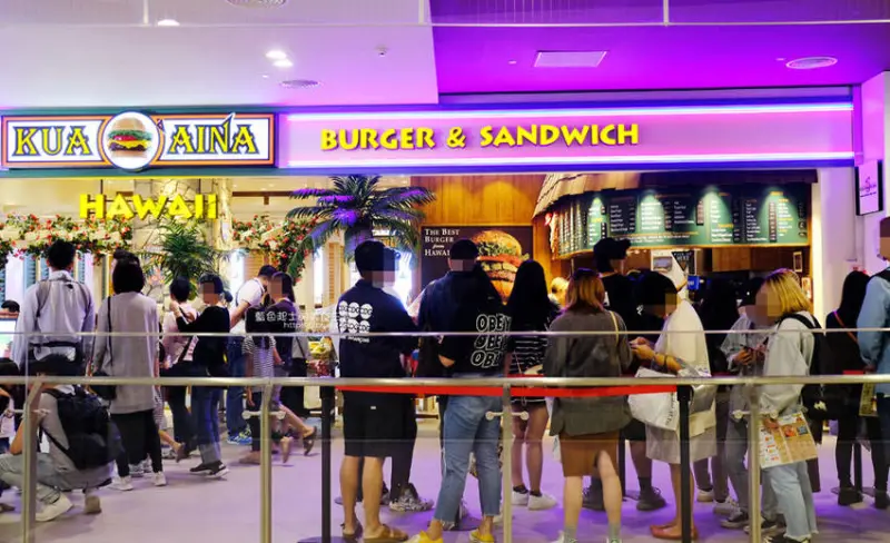台中梧棲│KUA`AINA夏威夷漢堡-來自夏威夷，歐巴馬也愛的漢堡店，台中三井OUTLET吃得到了 - 藍色起士的美食主義