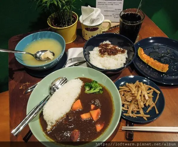 環保商店 實物生活x攪攪雜食舖 Real Things x la-la-e 簡單質樸才是餐桌上的好味道! 新竹簡餐午茶聚會巷弄小店推薦Green Store~ 