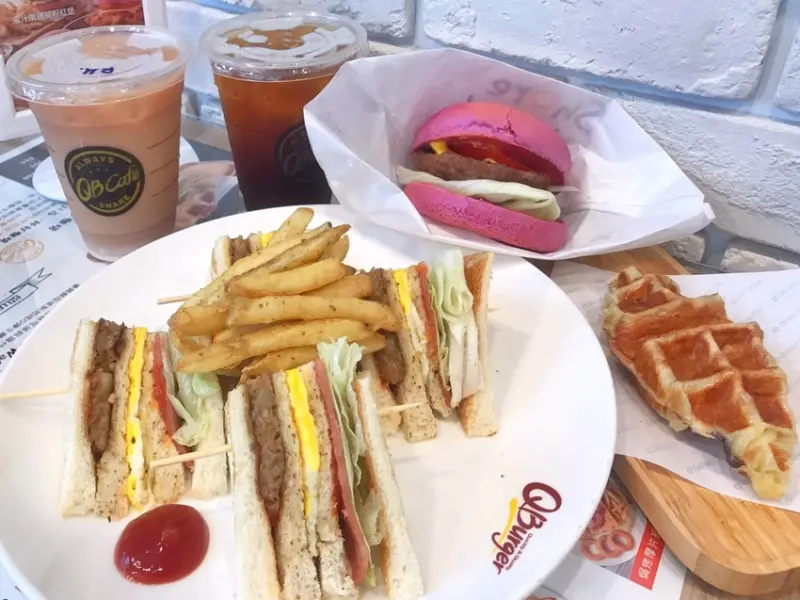 甜心粉紅堡？！─【美食】─QBurger(中壢弘揚店)─愛評體驗券