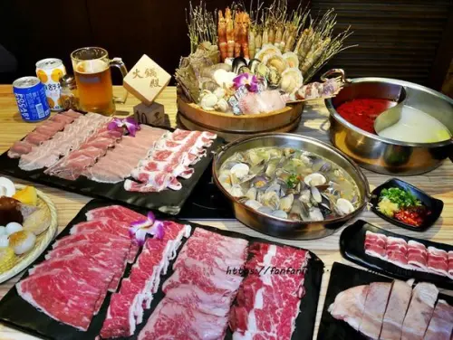 【台北吃到飽】火鍋殿 #蛤蠣卜卜鍋 #澎湖無毒六班刺河豚 #戰車龍蝦 #和牛 #伊比利豬 吃到飽 #生啤無限暢飲