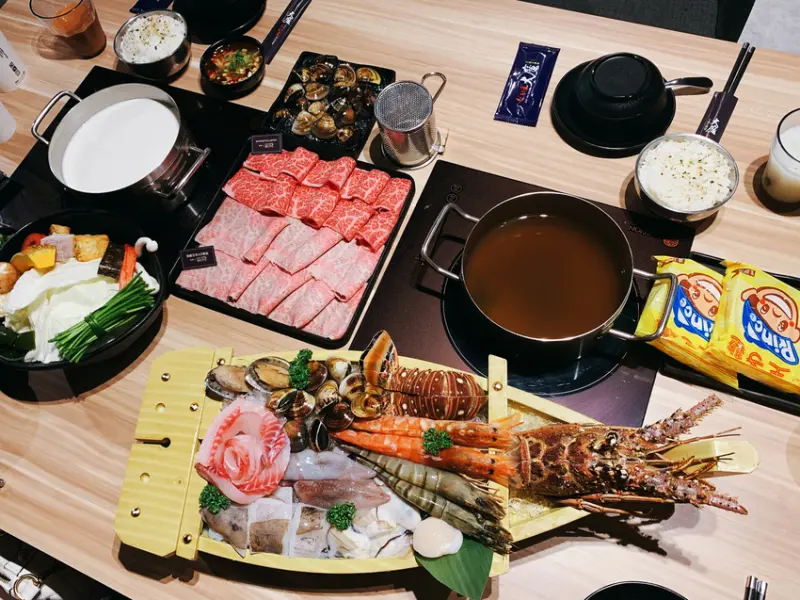 【新竹火鍋推薦】父親節期間限定！大魔‧大满足鍋物x和牛海陸套餐七折有找，再送松阪豬肉蛋糕！ - 柯莉絲汀耍廢日記