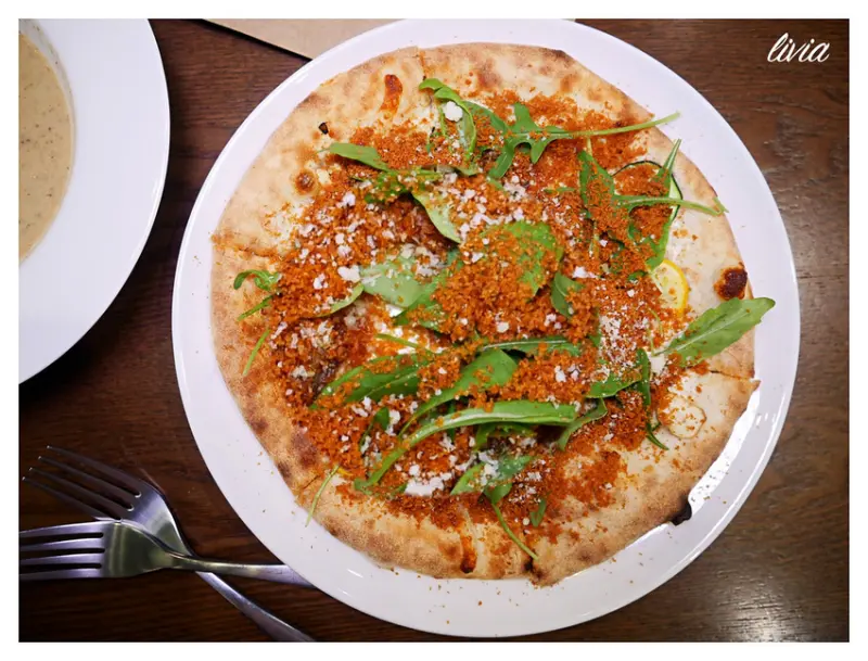 【大安區手工披薩】台北大安區 捷運忠孝復興站 Deer PIZZA│創意口味│烏魚子披薩│巷弄美食 ❤跟著Livia享受人生❤