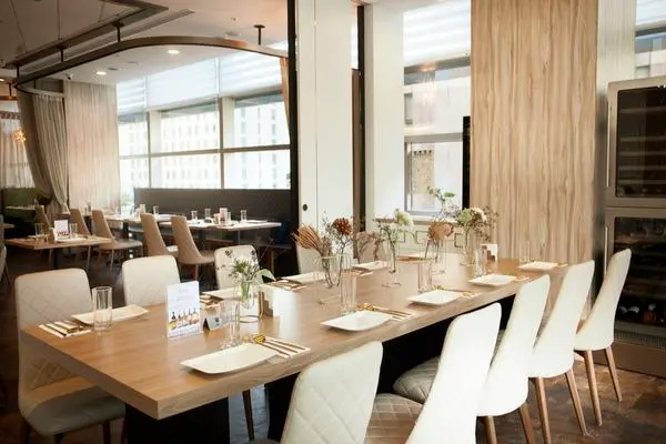 享香檳以另類VIP招待所進駐新光三越A9六樓