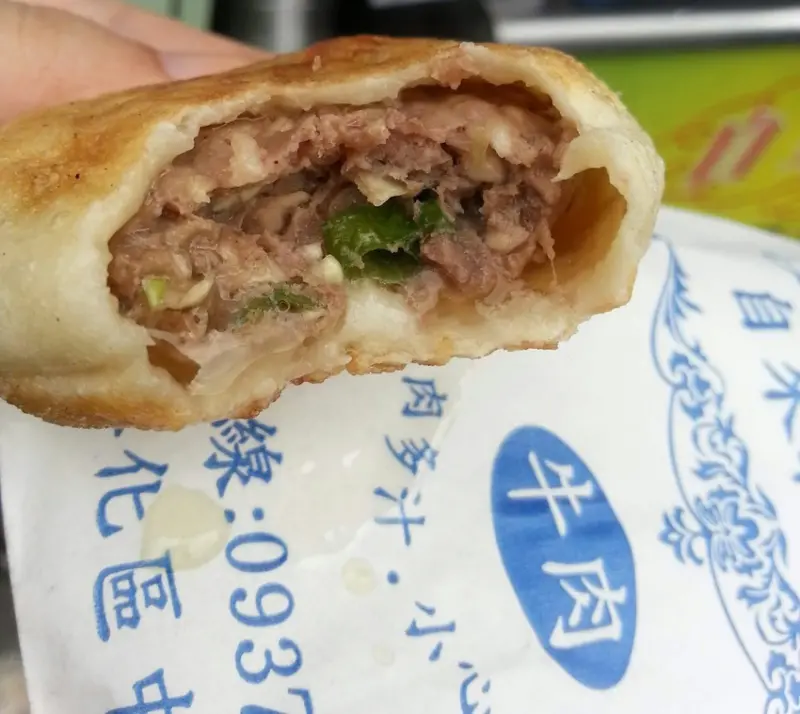 台南✯善化｜自來軒餡餅｜金黃香酥皮薄餡多爆漿餡餅｜媲美港點ㄟ台式銅板價美味下午茶