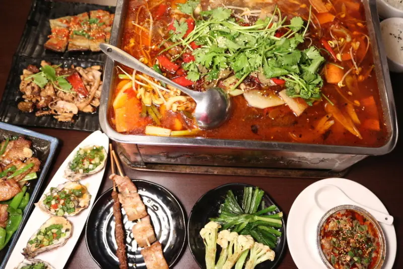 台南烤魚-小魚兒重慶烤魚 爽度破表的麻辣與天然道地的獨特香氣