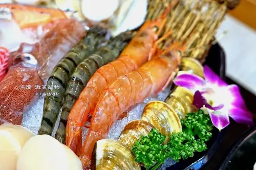 松山涮涮鍋 ❤ 沐澄 微笑鍋物 ❤ #五分埔美食 #紅酒牛奶鍋 #松山車站美食 #個人麻辣鍋 #聚餐推薦 #宵夜涮涮鍋 #海陸小火鍋 #沐澄微笑鍋物菜單