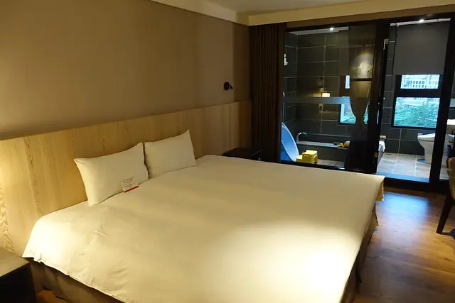 【宜蘭親子飯店】兆品酒店礁溪Maison de Chine Hotel Jiaoxi。以積木為主題的親子溫泉飯店/無邊際露天游泳池/超大兒童遊戲室