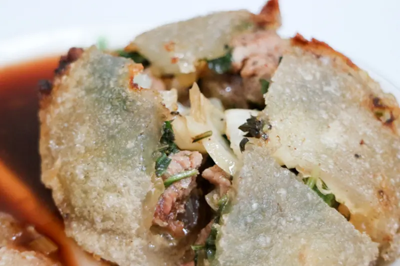 【高雄左營】吉品高雄脆皮肉圓 富國店 先蒸再煎到恰恰的外皮 非吃不可