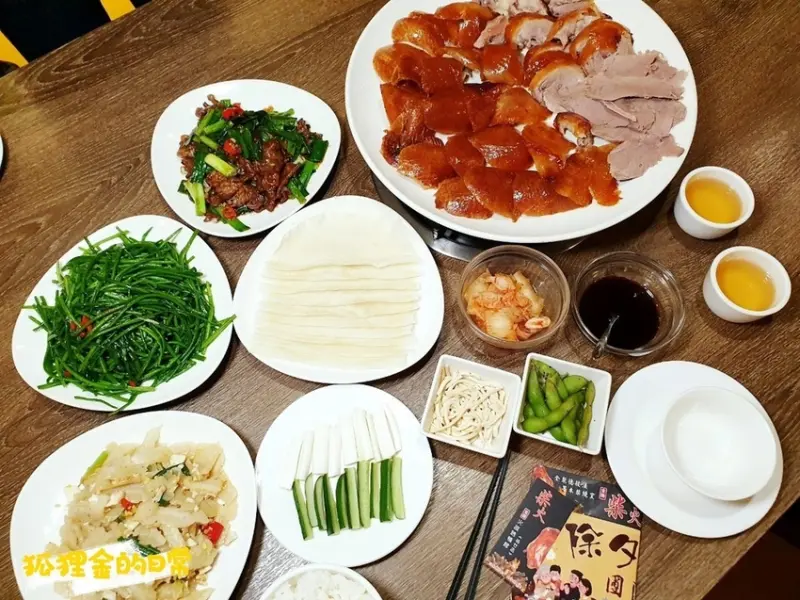 台中北屯 │ 柴火火燄烤鴨 松竹店 師承北京全聚德160年技法 年烤兩萬隻 獨創櫻桃鴨128吃 菜單全公開