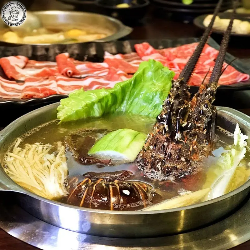 [鍋物．個人鍋]府中捷運站附近健康、好吃、用心的個人鍋物．化饈火鍋《原肉、海鮮、時蔬 專賣》