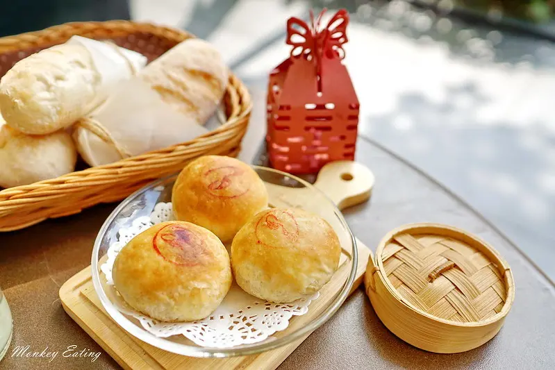 【台中西屯】Ellie全日餐甜點│中秋月餅推薦，蘇式月餅、奶黃月餅，香醇濃郁鹹甜好滋味