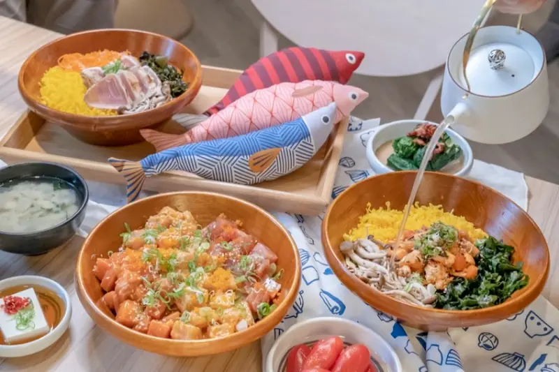 台北小巨蛋美食 Pokeholic波奇哈客｜微風南京滿足你去夏威夷、日本及台灣的願望！ · 算命的說我很愛吃