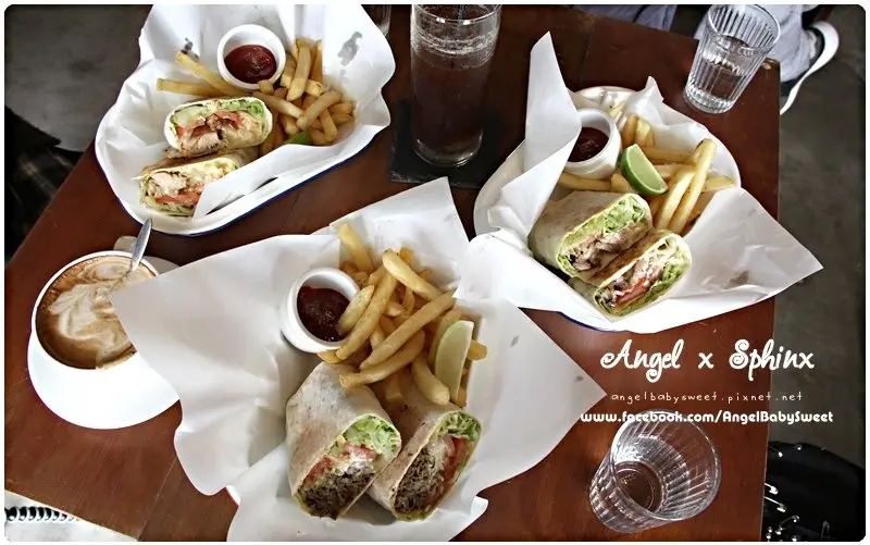 「墾丁恆春」肉感大滿足的形男早午餐咖啡店 ❤ 肥春號 Fatchun Café