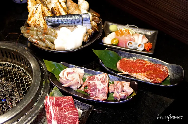 [台北。美食] 帝一帝王蟹頂級燒烤吃到飽～帝王蟹、黑毛牛、伊比利豬頂級食材 x 專人桌邊服務 x 進口冰淇淋甜品～內湖超奢華燒烤吃到飽餐廳｜內湖美食｜捷運文湖線｜捷運西湖站