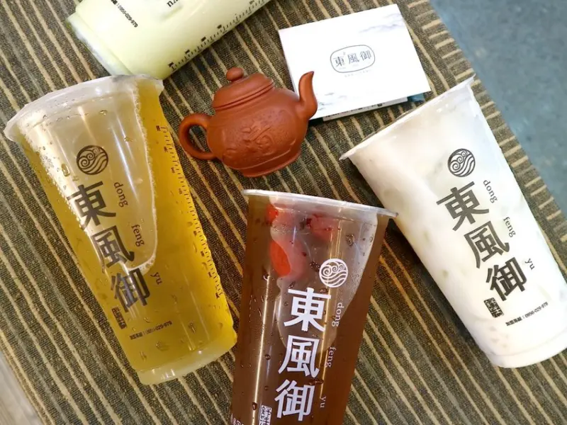 東風御-台灣青茶專賣：台南東區的文青飲料店，堅持對茶葉的用心，手調茶飲讓你喝的開心又安心｜台南東區飲料推薦 - 進食的巨鼠