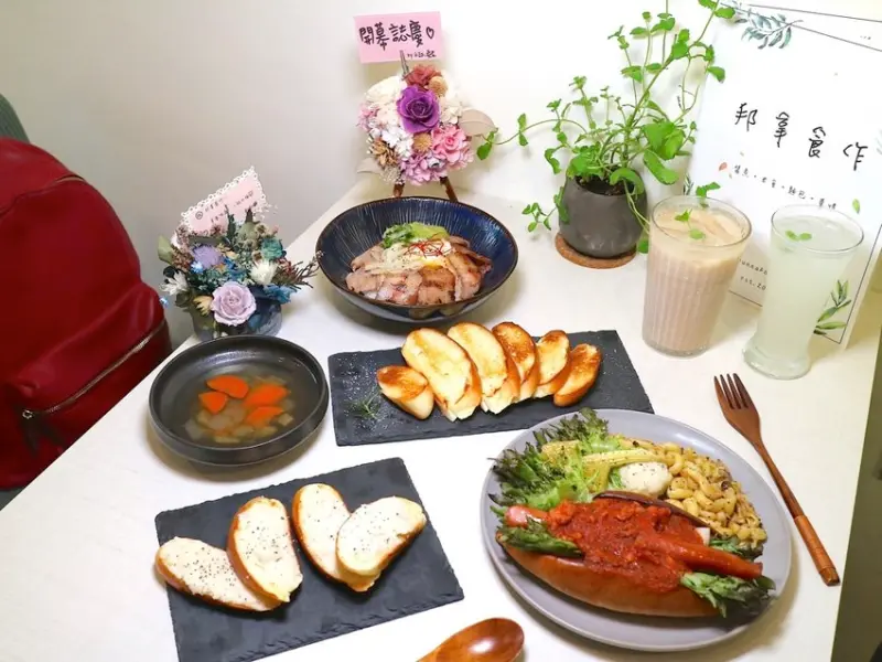 邦拿食作：台南正興街的美味輕食餐館，無添加的手作麵包給你安心美味享受 - 進食的巨鼠