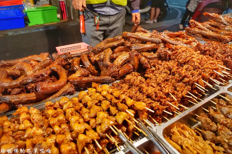 【台東市】台東觀光夜市-阿明東山鴨頭