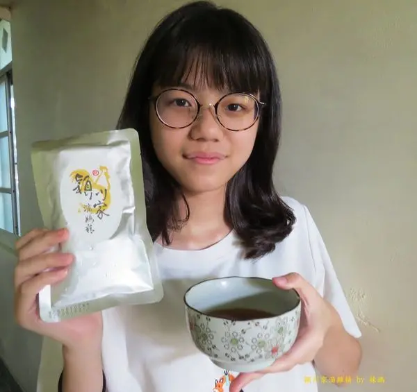 【穎川家滴雞精】送禮自用皆宜的滴雞精禮盒以及生鮮宅配真空包裝的老母雞，讓料理就是這麼簡單乾淨又輕鬆#滴雞精推薦