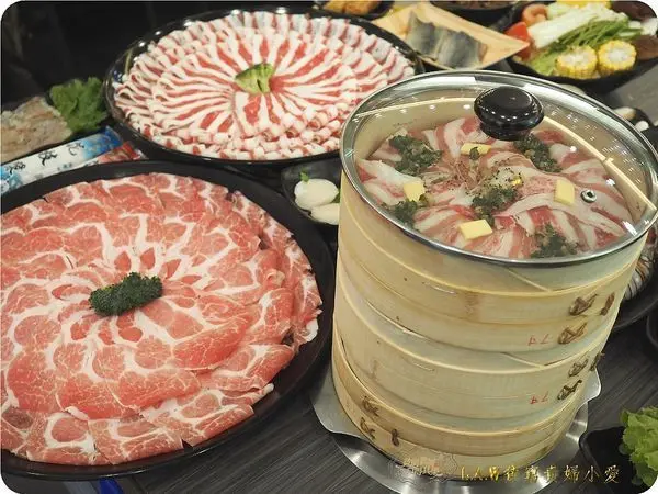 [桃園藝文特區美食]初嘛超市鍋物~火鍋新吃法獨特蒸籠更美味，超值20oz霸王肉盤給只想吃肉肉的你。