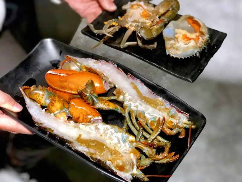 [台北松山]超越水產超市火鍋想吃自己拿肉多多火鍋新品牌 / 活龍蝦588元 / 火鍋蒸籠兩吃法 / 產地直送、平價供應 / 超市火鍋第一品牌