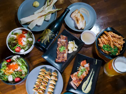 【食記 • 台北 】柒日松山居酒屋 • 捷運台北小巨蛋站│ 與日本東京同步的日式新潮流料理~專業唎酒師親自服務