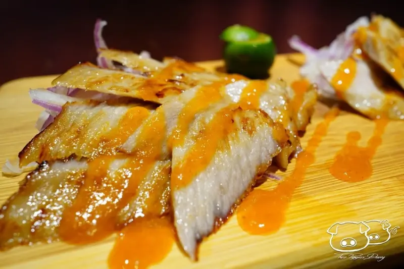 [台北大安食記]夜問市民串燒居酒屋_對酒當歌、美食環繞_大片電視牆的舒適環境_市民大道續攤居酒屋推薦_兩隻豬的日常