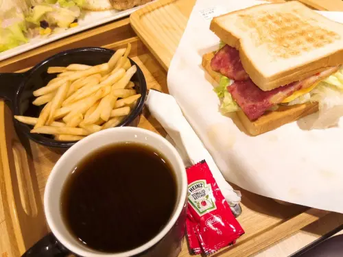 【台北市中正區 / 早午餐 / 捷運北車】 北車補習街 CP值超高 早午餐 下午茶弗列斯Fresh House