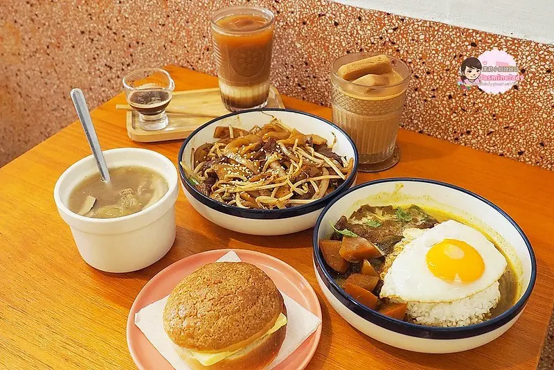 【高雄│前鎮】崔記小餐館│高雄最好吃、最邪惡的法蘭西多士！鴛鴦奶茶、絲襪奶茶都很推！