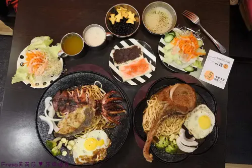 嘉義美食【午食5分鐵板牛排】愛肉族最愛雙拼排餐.戰斧豬排嫩香十足.排餐150元起│朴子美食