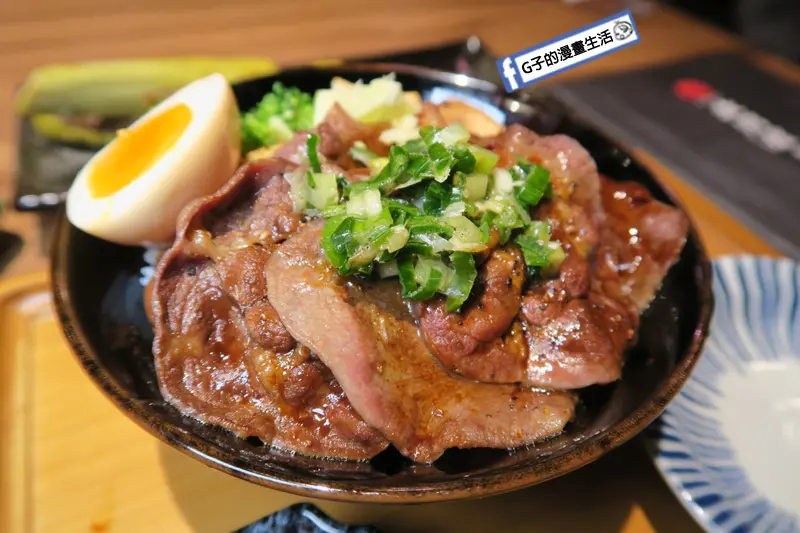 微風南山美食-大河屋,燒肉丼串燒.牛舌丼飯,平價居酒屋餐廳.獨立空間座位席.味噌湯.飲料自助喝到飽