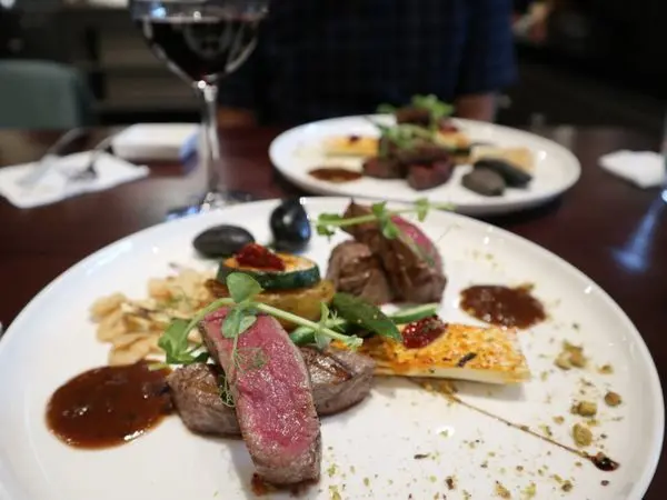 【台中美食】Daily112 日日好食.歐法料理 | 慶祝節日約會必推 台中西區牛排推薦