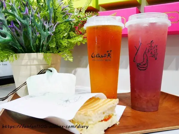 【西門飲料】LiCha禮采芙 這就是任性的理由 #禮采芙 #手搖飲料 #台北飲料 #紫想咬一口 #金湯烏龍 #巧巴達