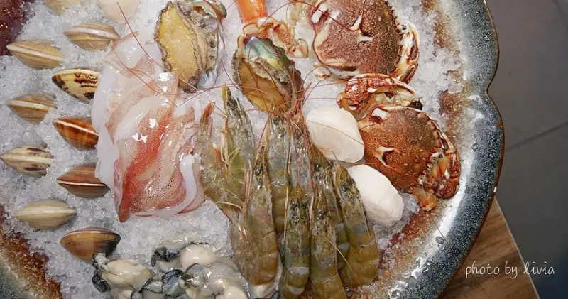 【宜蘭五結超推海鮮火鍋】馬紹爾魚鍋 超新鮮海鮮魚鍋 │雙人套餐豪華海陸 │漁船直送魚貨 │魚片必吃 │佛心價格 ❤跟著Livia享受人生❤