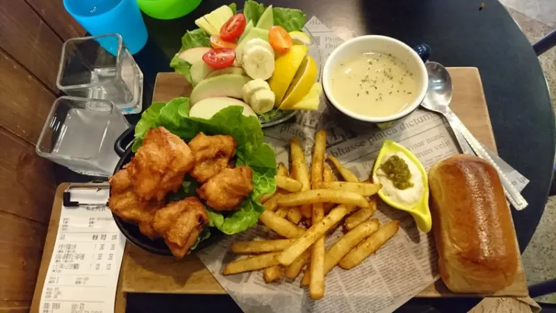 高雄~木上·角食~天然酵母手作吐司~豐盛早午餐~              