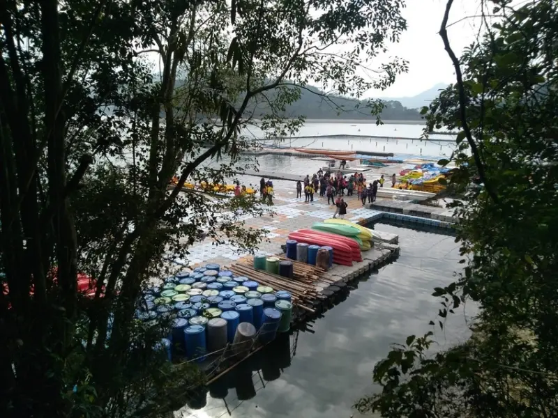 [旅記]追風少女之捷安特腳踏車環遊日月潭★路線:快樂鐵馬電動自行車出租中心-日月潭月牙灣★我的心還遺留在日月潭★想陪著貓貓狗狗一起玩