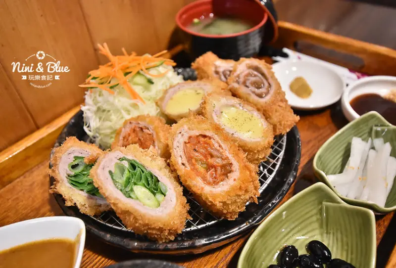 台東人氣豬排店-蘭田豬排，創意豚捲超厲害，台東美食推薦 Nini and Blue 玩樂食記