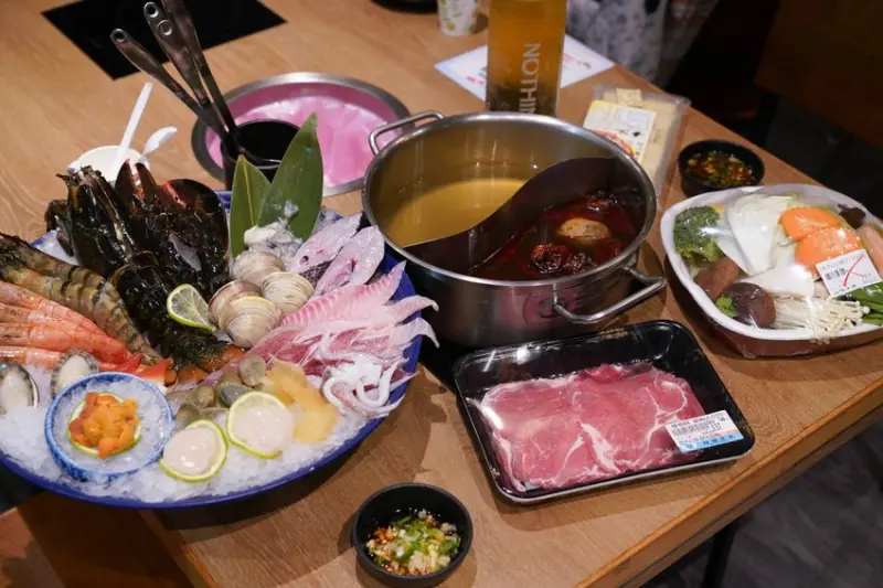 【桃園美食】河馬水產｜青埔美食｜華泰名品城｜桃園版的上引水產｜