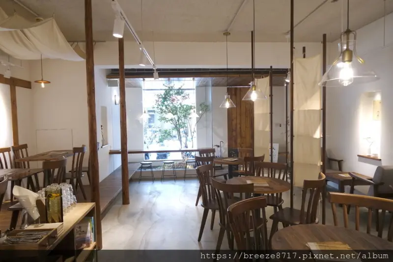 Waku Waku Burger わくわく｜日系美感的日式漢堡店【台北市】