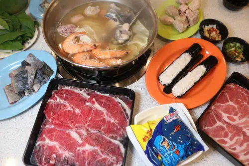 台南安南區火鍋-82鍋 特色私房湯頭 獨家自製醬料與手工火鍋料