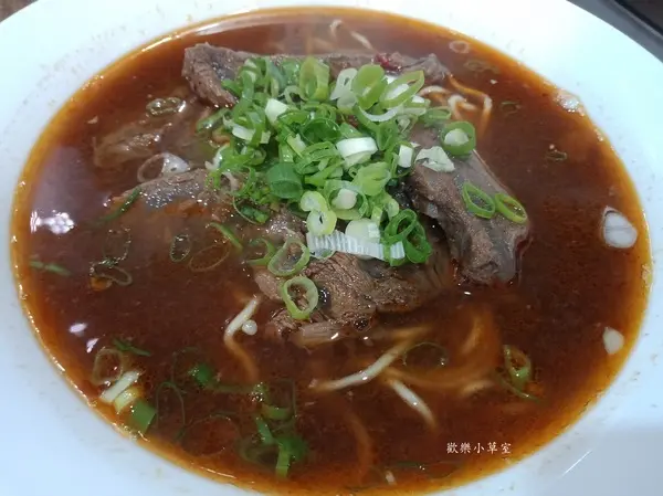 【台北士林美食】牛廚牛肉麵，交通方便，湯頭好喝@士林捷運站
