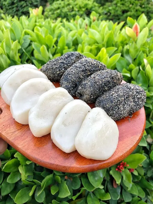 台南小吃【王樓粿品】崇義黃昏市場內的古早味 賣著麻糬/紅龜粿/菜燕/雙糕潤等等傳統點心 | 小白只饗ㄔ美食