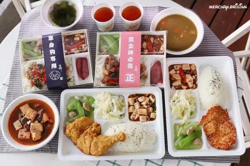 台中文青便當埋鍋造飯，撩妹告白系餐盒腰封，每日限量秒殺雞腿飯
