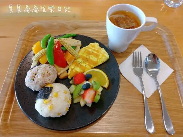 宜蘭美食【老定咖啡店】有兒童遊戲區/早餐/義大利麵/炒飯/燉飯/定食/手沖咖啡/茶/甜點/手作空間/瑜珈教室