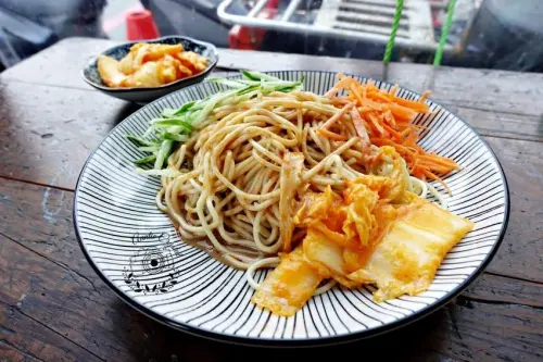 【花蓮】森室 清燉豬腳麵線 涼麵 日式小攤車 下美崙美食推薦